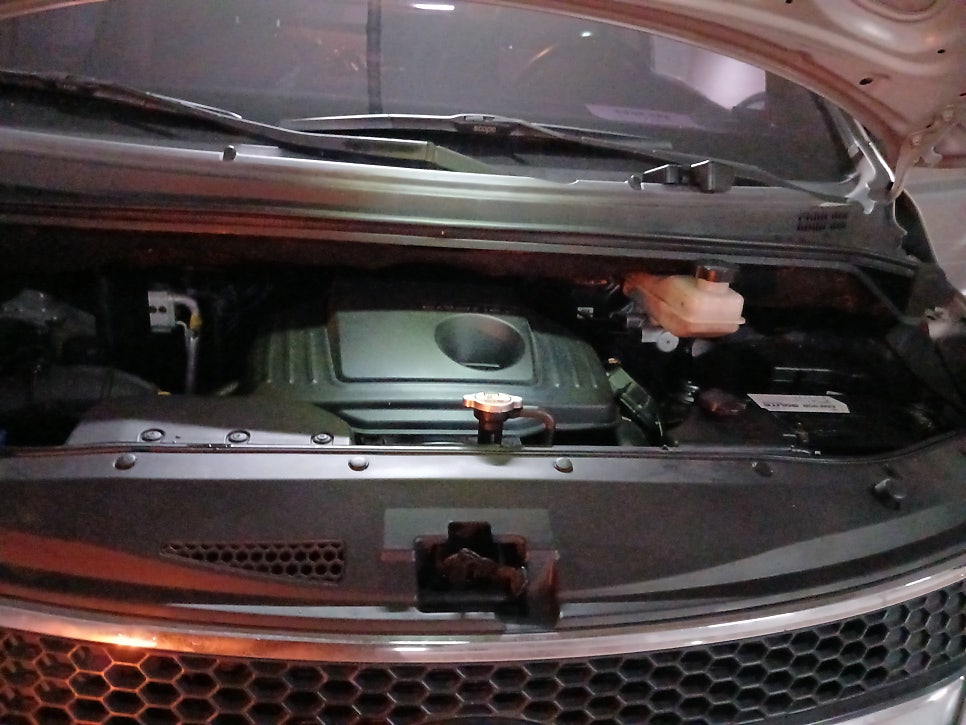사상구 모라동 스타렉스 배터리 교체 작업 사진