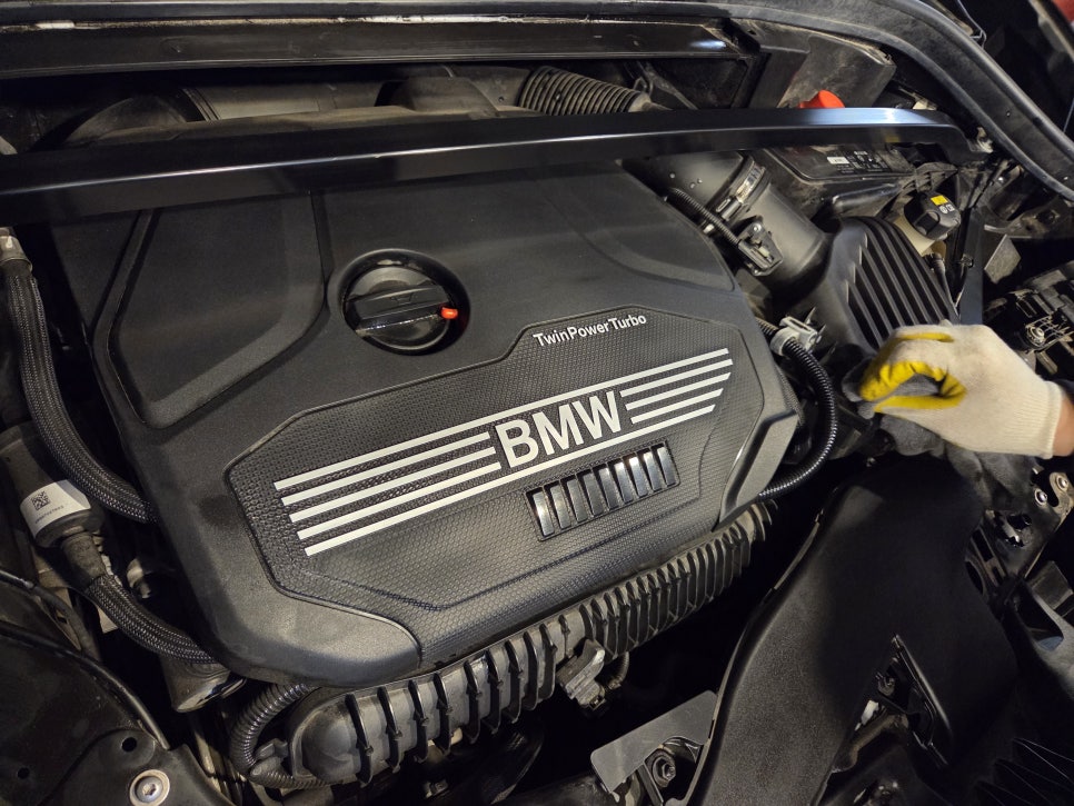 BMW X1 배터리 교체, 부산 북구 덕천동 매장