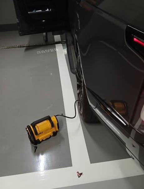 사상구 학장동 레인지로버 보그 배터리 교체 작업 사진